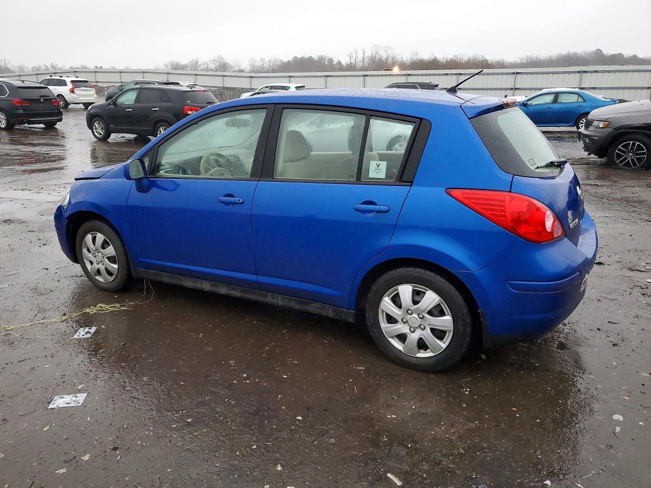 2009 NISS Versa VIN 3N1BC13EX9L394929 photo 2