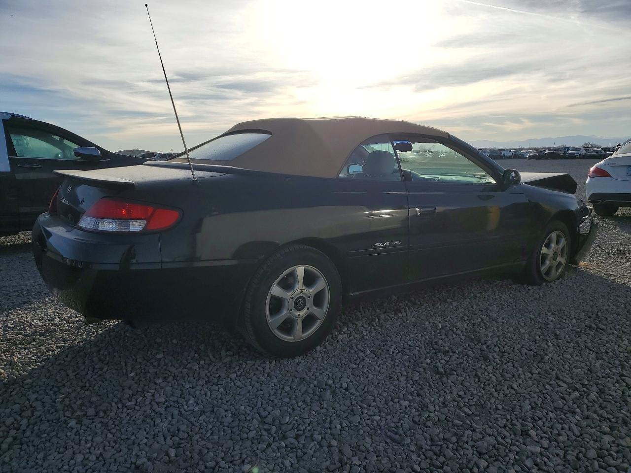 2000 TOYOTA Camry sola VIN 2T1FF28P1YC381090 photo 3