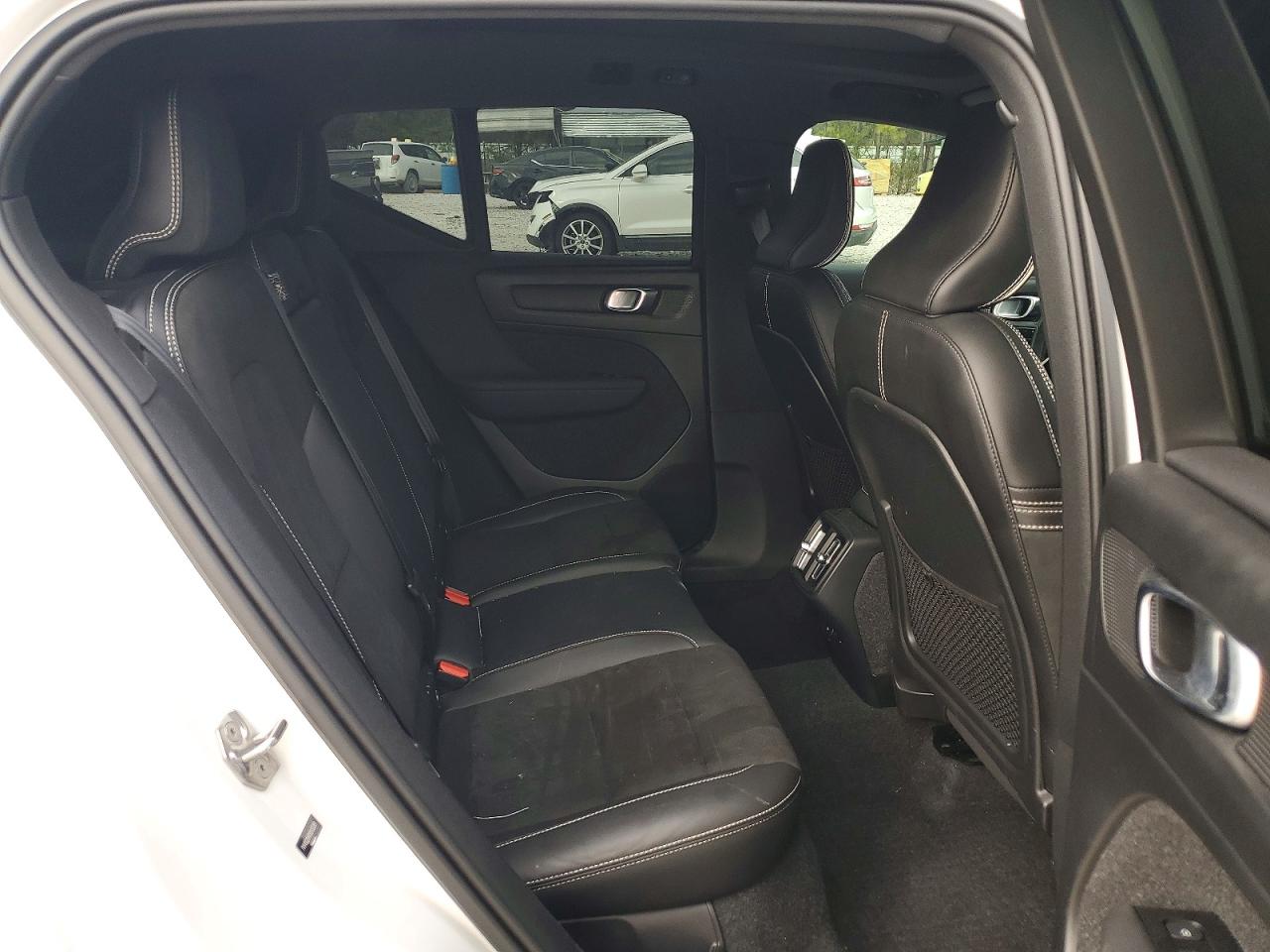 2021 Volvo Xc40 VIN YV4162UM0M2613299 photo 11