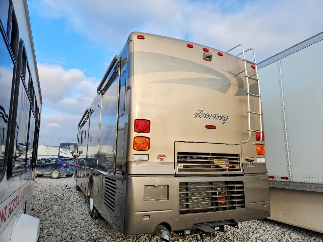 2007 WINNEBAGO All other VIN 4UZACJDC27CY96876 photo 3
