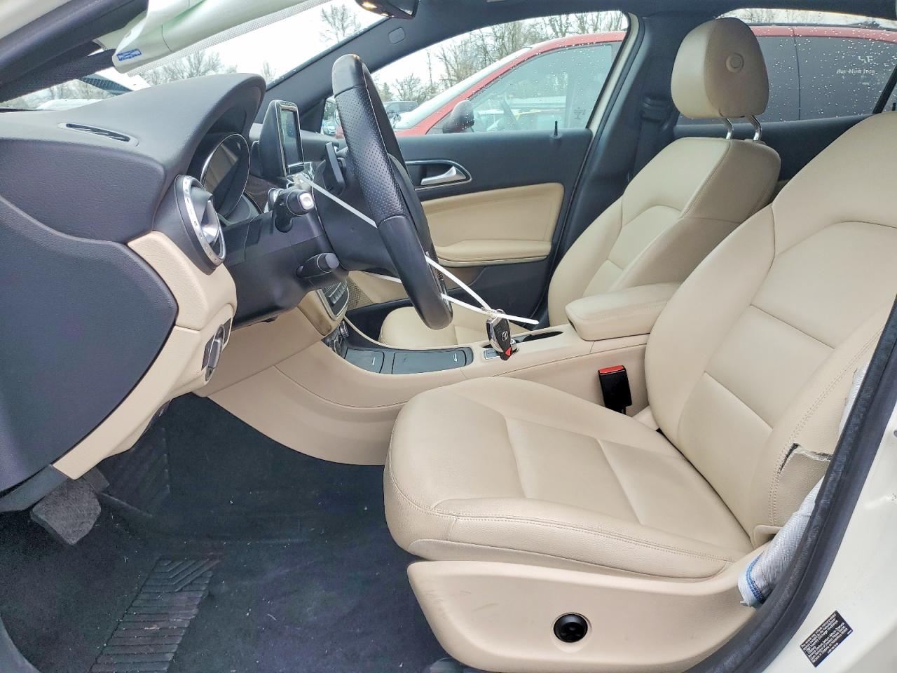 2015 Mercedes-Benz Gla-class VIN WDCTG4GB0FJ040261 photo 7