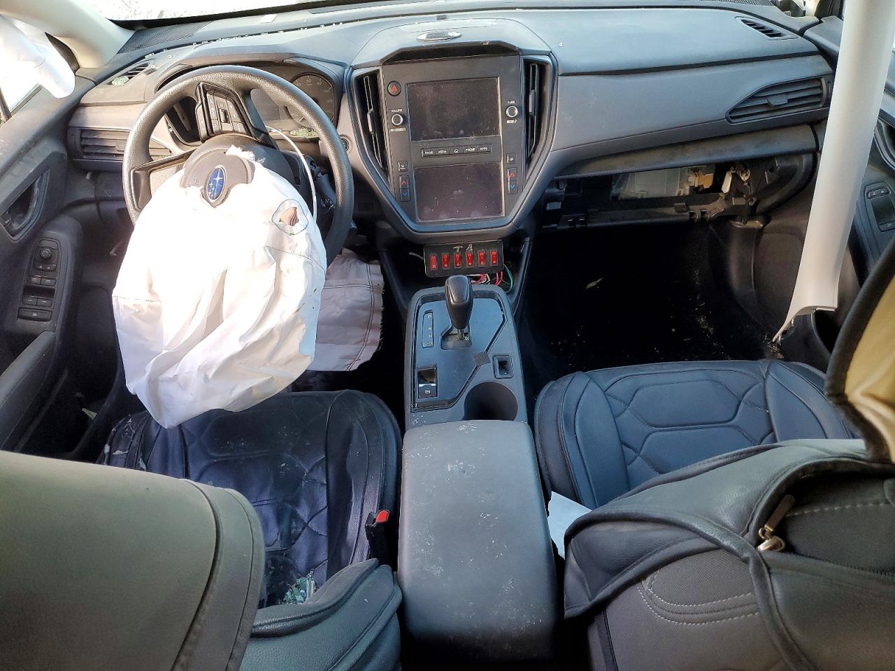 2024 Subaru Crosstrek VIN JF2GUABCXR8369917 photo 8