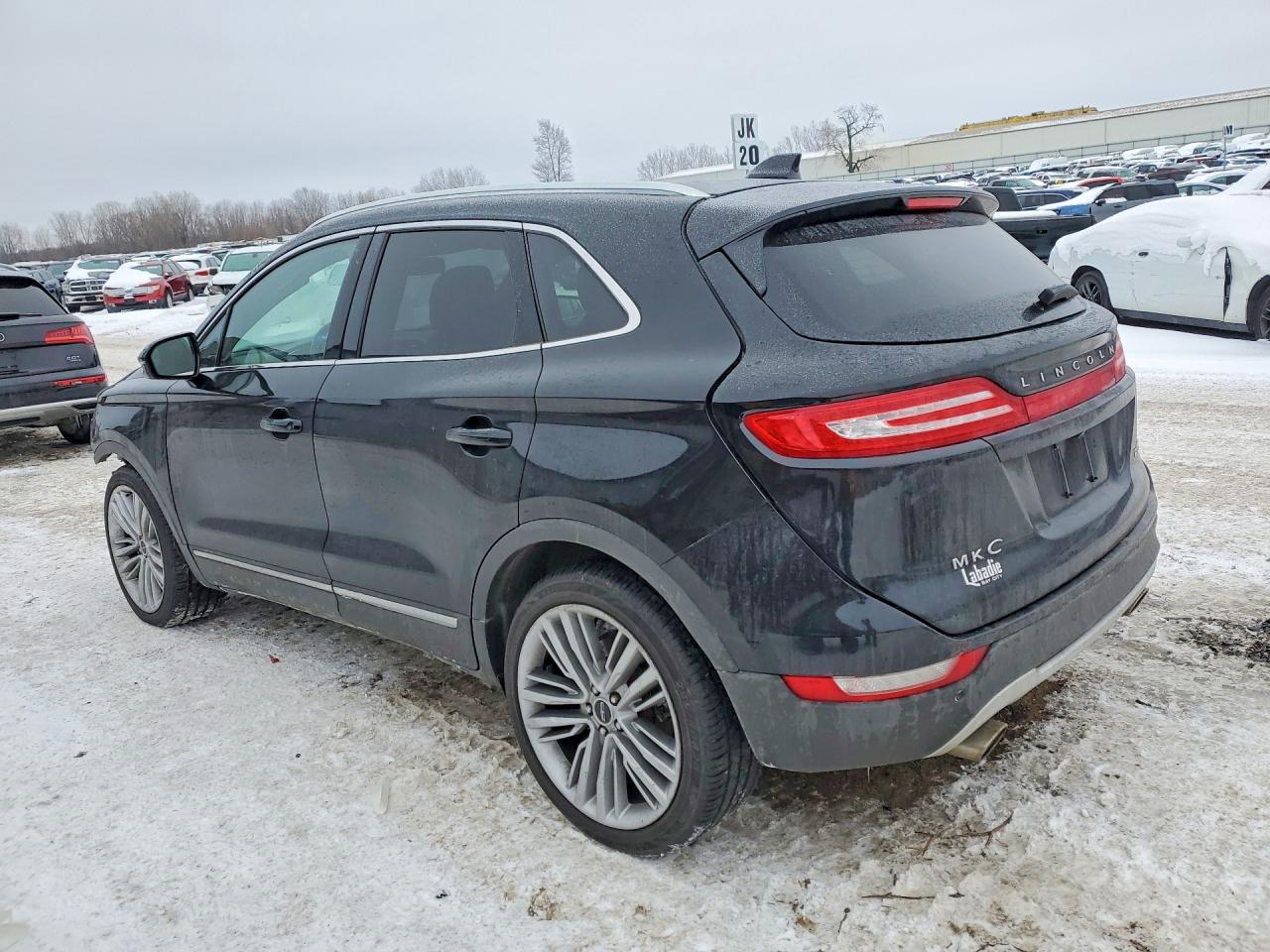 2016 Lincoln Mkc VIN 5LMTJ3DH4GUJ12646 photo 2