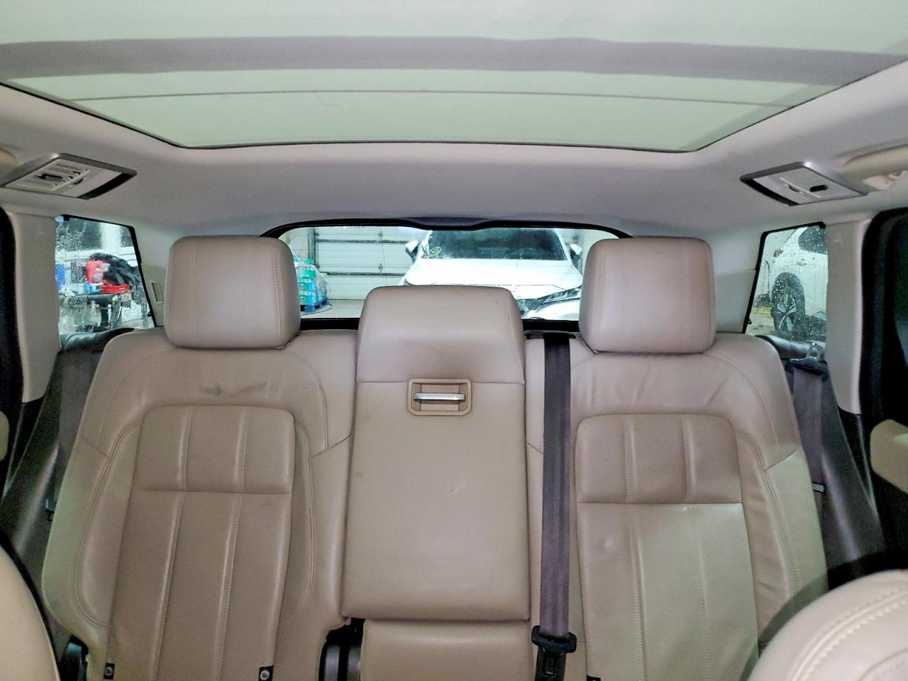 2022 Land Rangerover VIN SALWR2SU6NA200032 photo 10