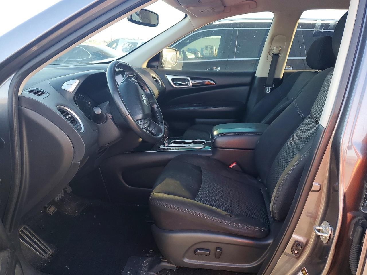 2020 Nissan Pathfinder VIN 5N1DR2BN5LC601916 photo 7