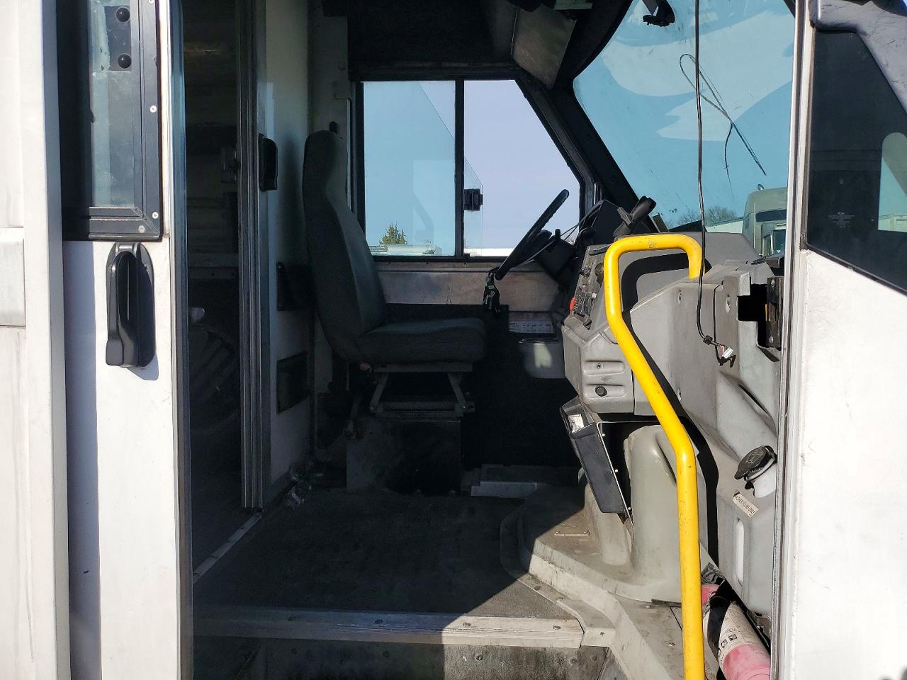 2016 Isuzu Npr VIN JALB4T179G7W00333 photo 10
