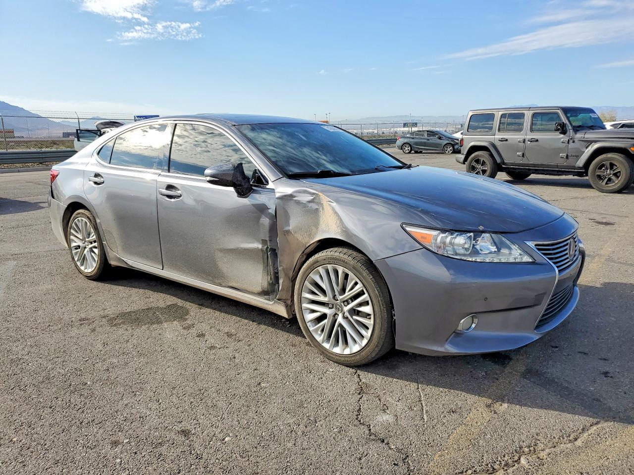 2013 Lexus ES350 VIN JTHBK1GG1D2049728 photo 4