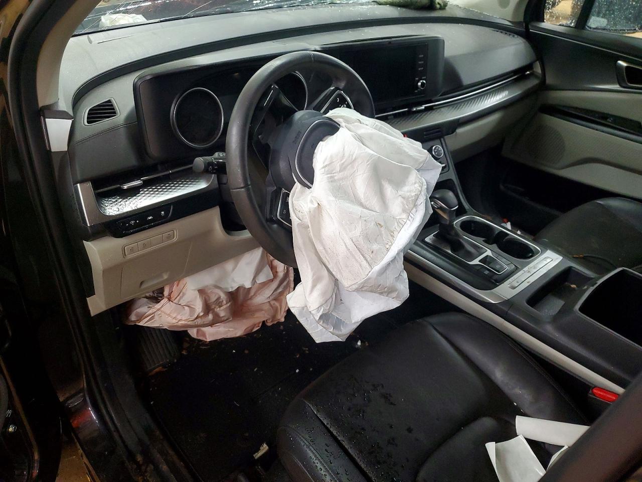 2024 Kia Carnival l VIN KNDNB4H3XR6448309 photo 8