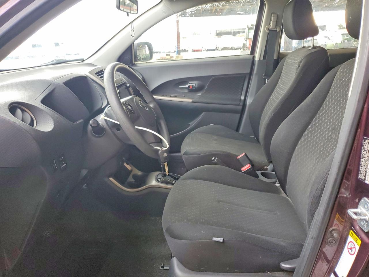 2014 Scion Xd base VIN JTKKUPB43E1041562 photo 7