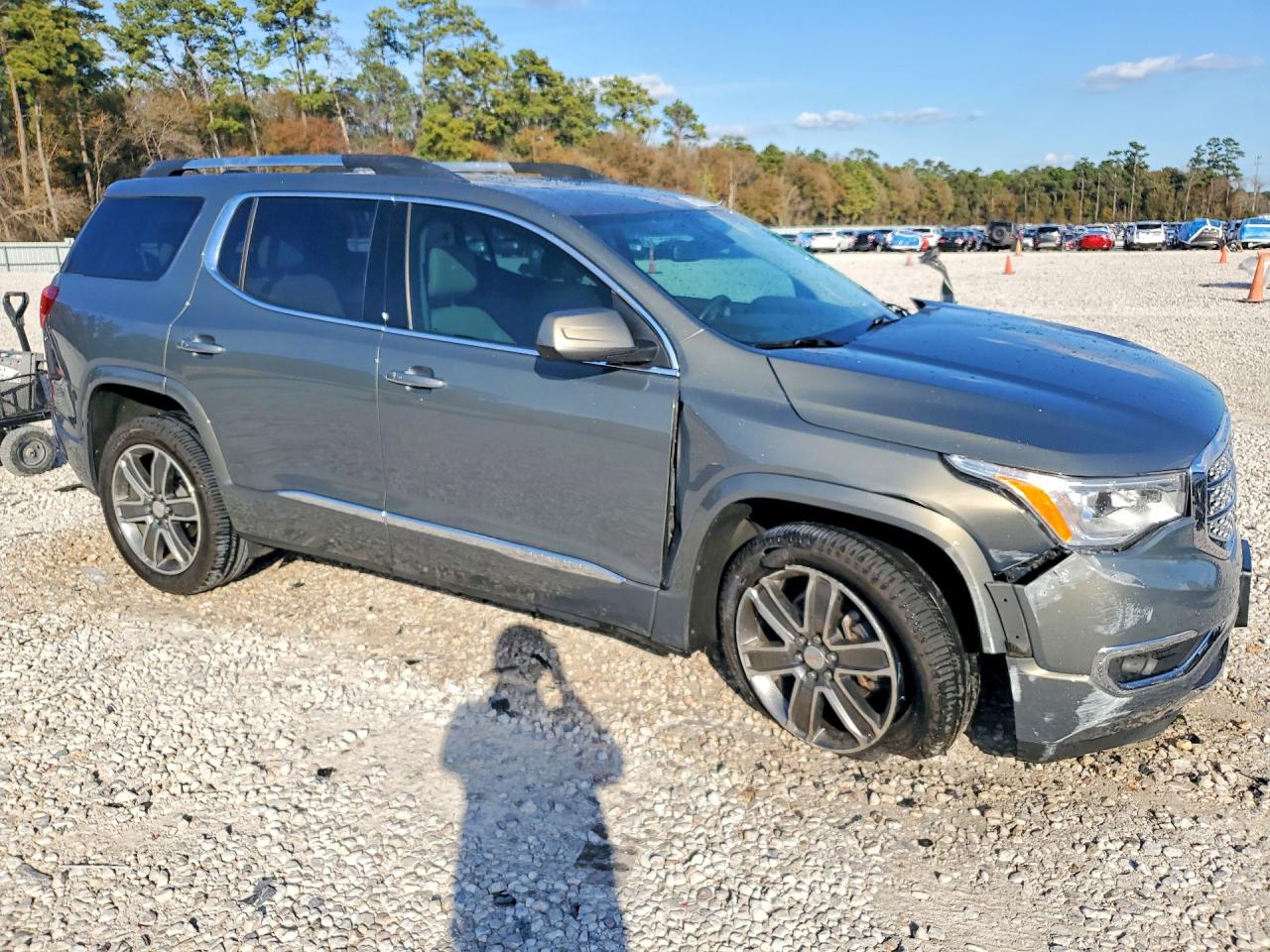 2017 GMC Acadia den VIN 1GKKNPLS3HZ251722 photo 4
