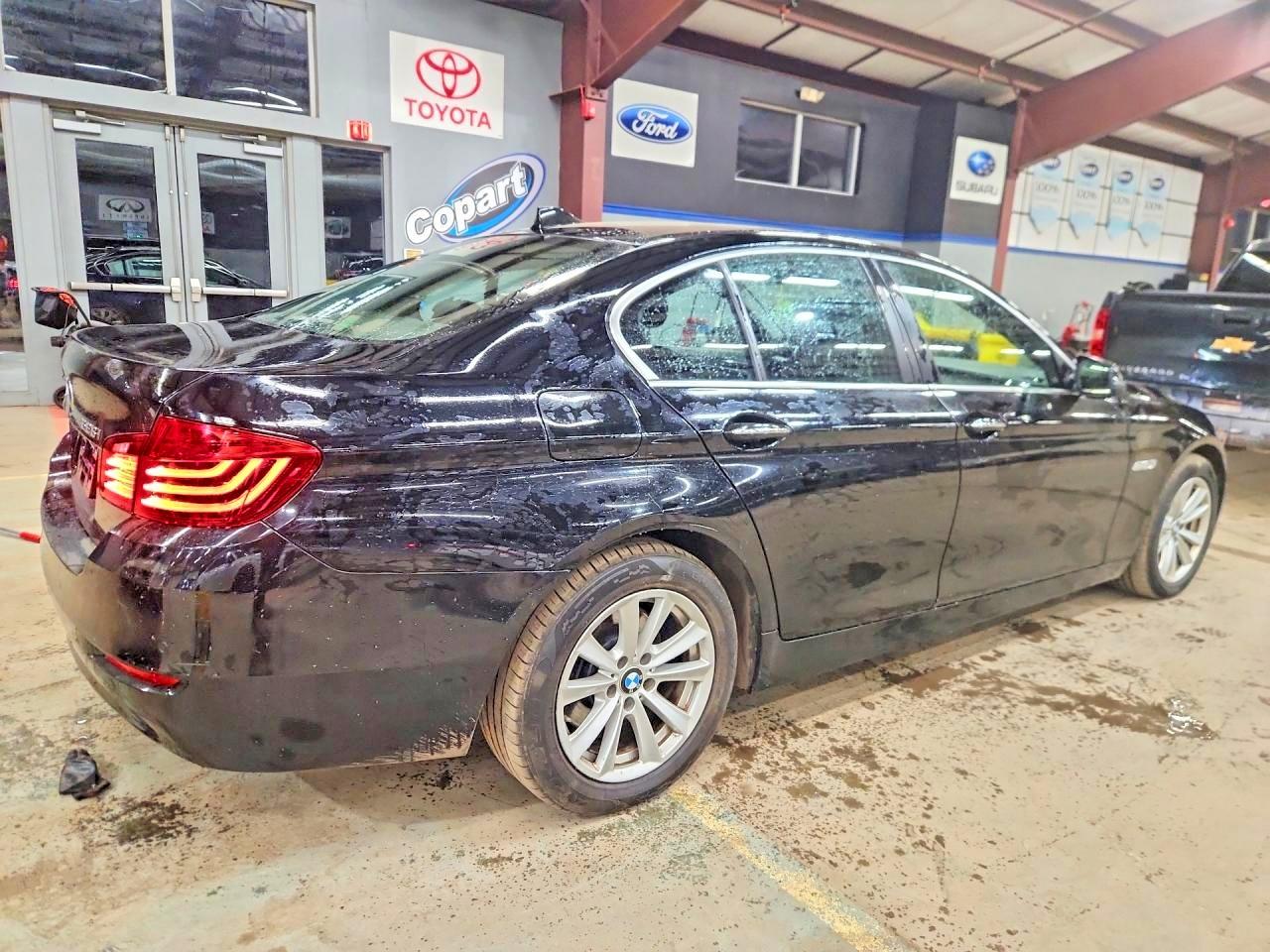 2015 BMW 5 series VIN WBA5A7C57FD628039 photo 3