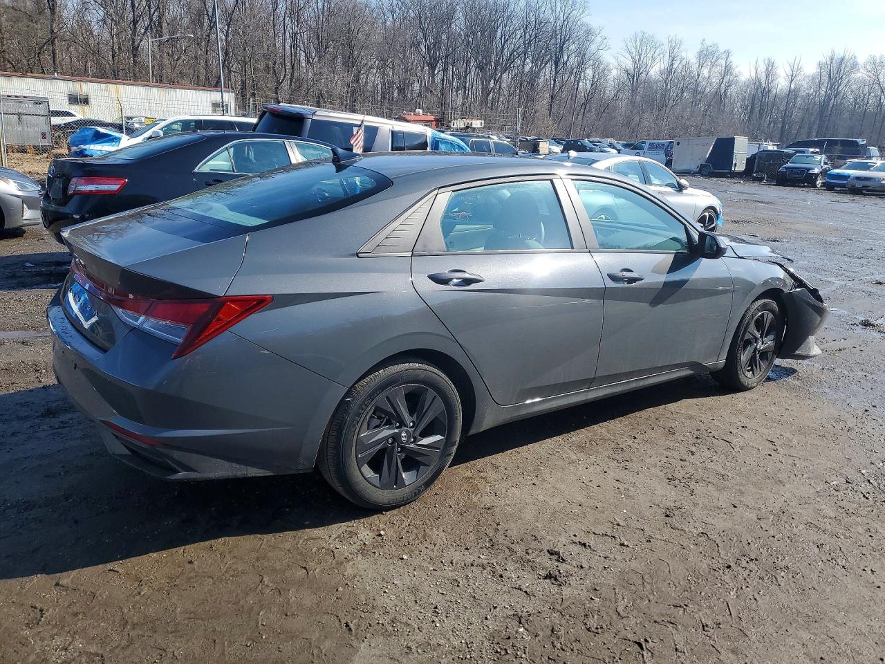 2023 Hyundai Elantra VIN KMHLM4AG3PU570402 photo 3