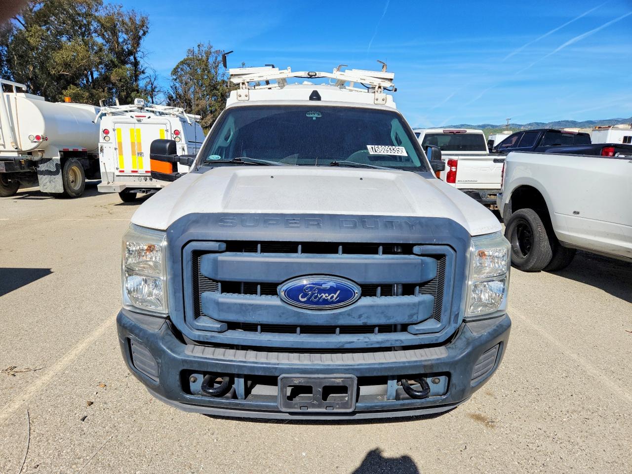 2013 Ford F350 VIN 1FDRF3A65DEB92109 photo 5