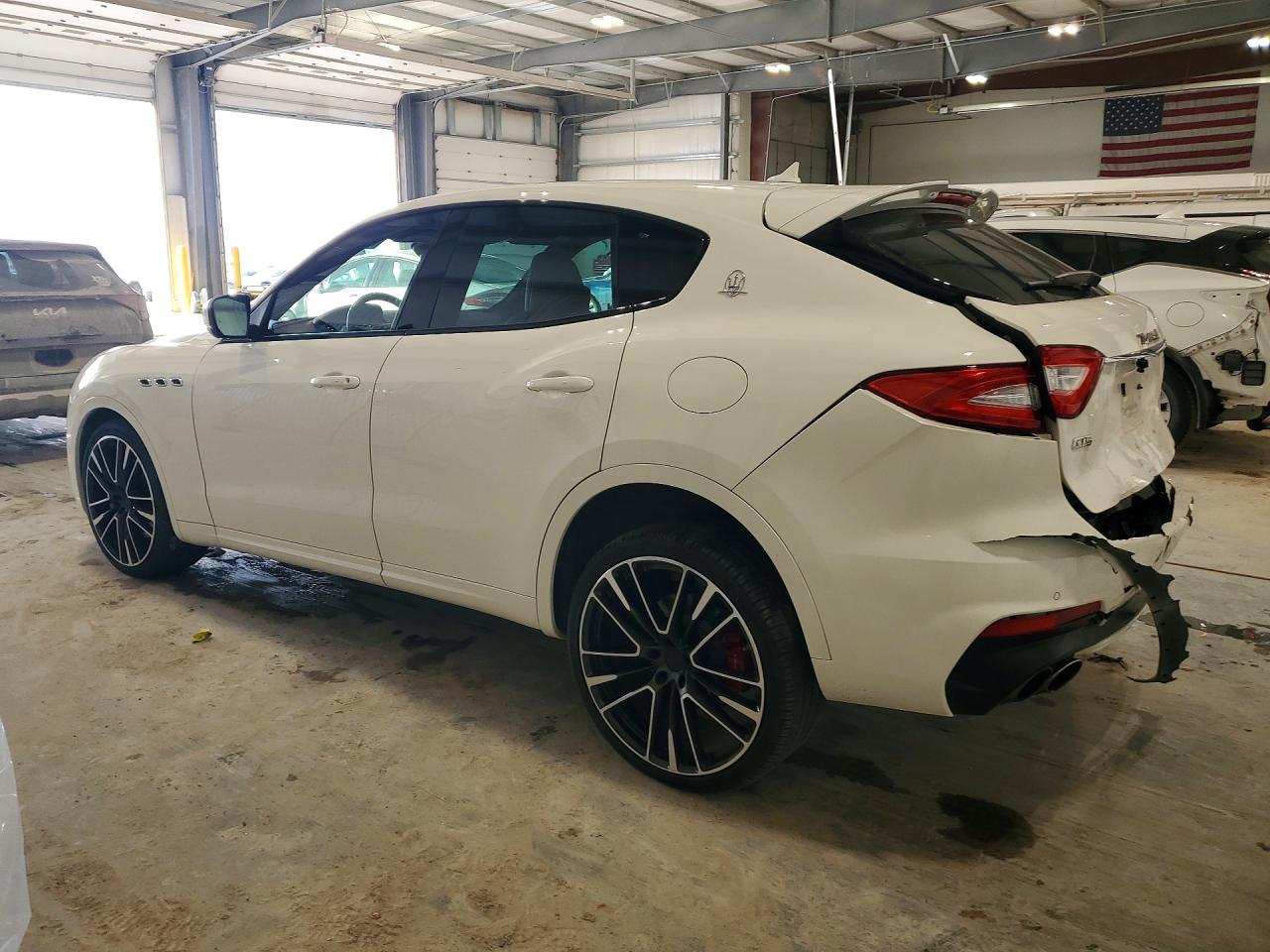 2019 Maserati All models VIN ZN661ZUA8KX315622 photo 2
