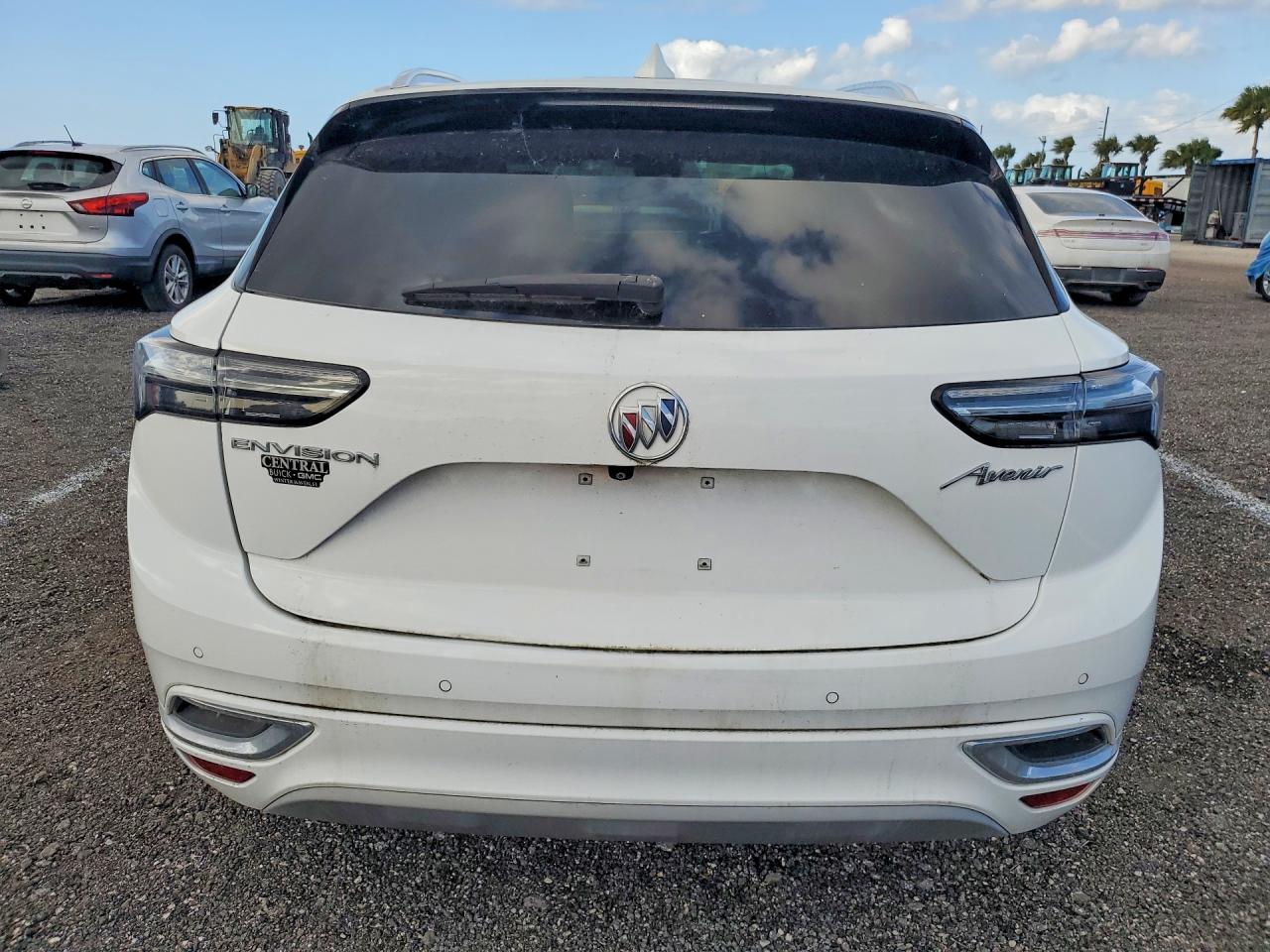 2021 Buick Envision VIN LRBFZRR41MD122678 photo 6