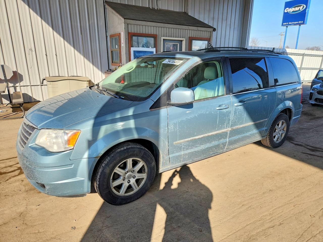 2010 Chrysler Minivan VIN 2A4RR8DX6AR481571 photo 1