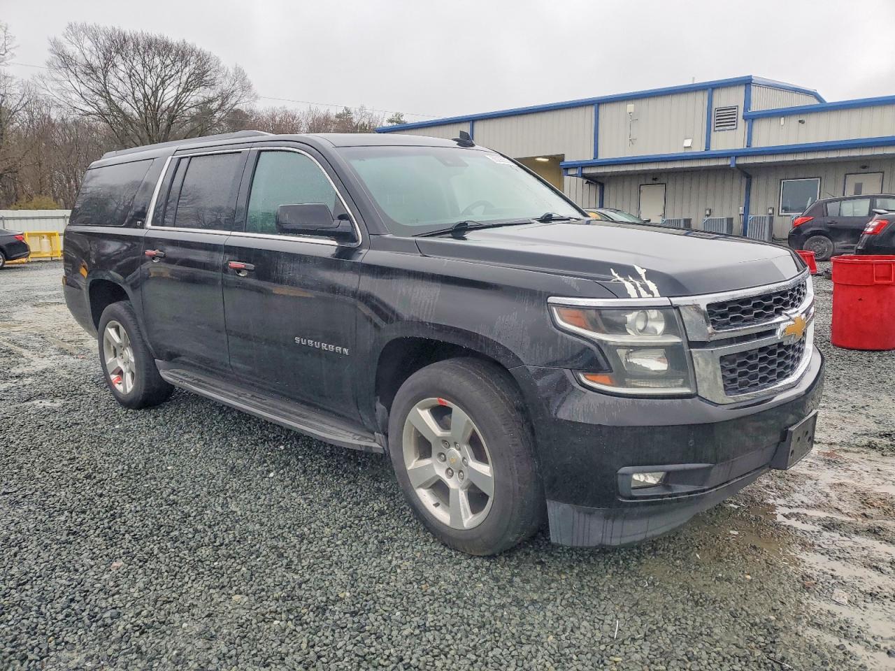 2016 CHEV Suburban VIN 1GNSKHKC0GR146145 photo 1