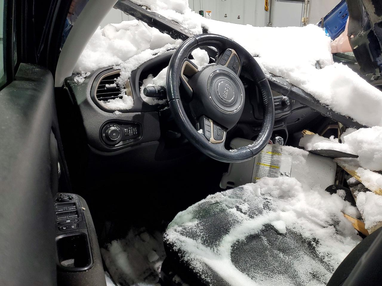2017 Jeep Renegade VIN ZACCJBBB9HPG13390 photo 8