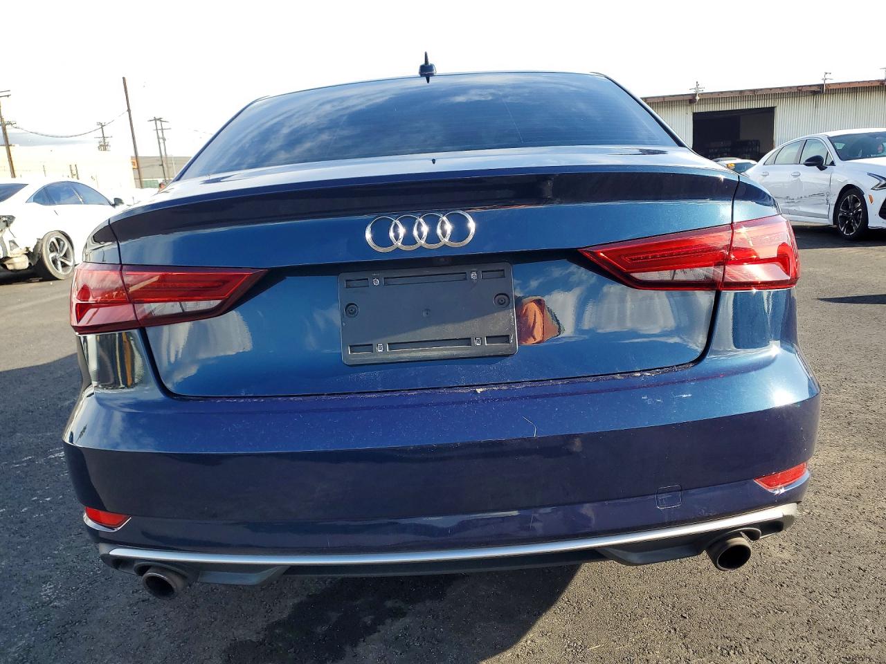 2018 Audi A3 VIN WAUB8GFF5J1033753 photo 6