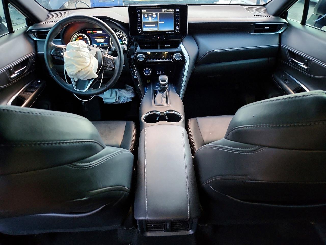 2022 Toyota Venza VIN JTEAAAAH9NJ093416 photo 8