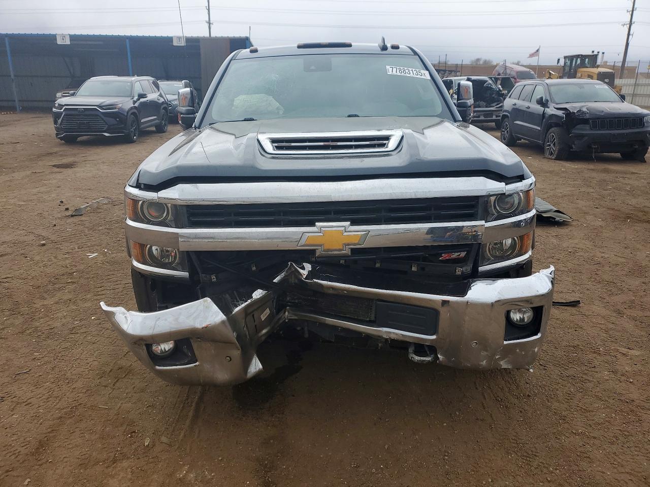2017 Chevrolet All models VIN 1GC1KWEY6HF117364 photo 5