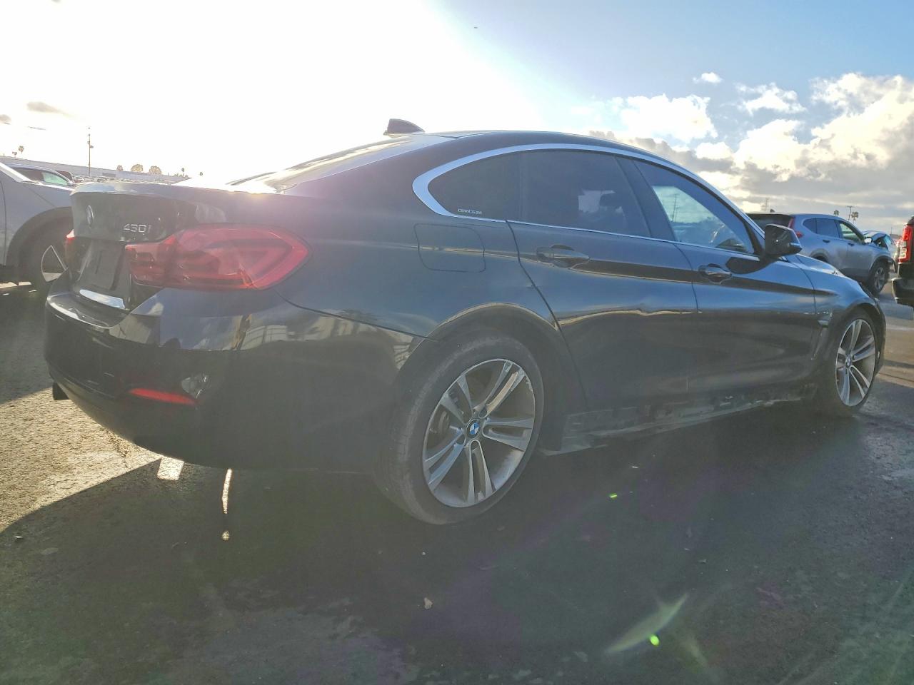 2019 BMW 4 series VIN WBA4J1C54KBM12762 photo 3