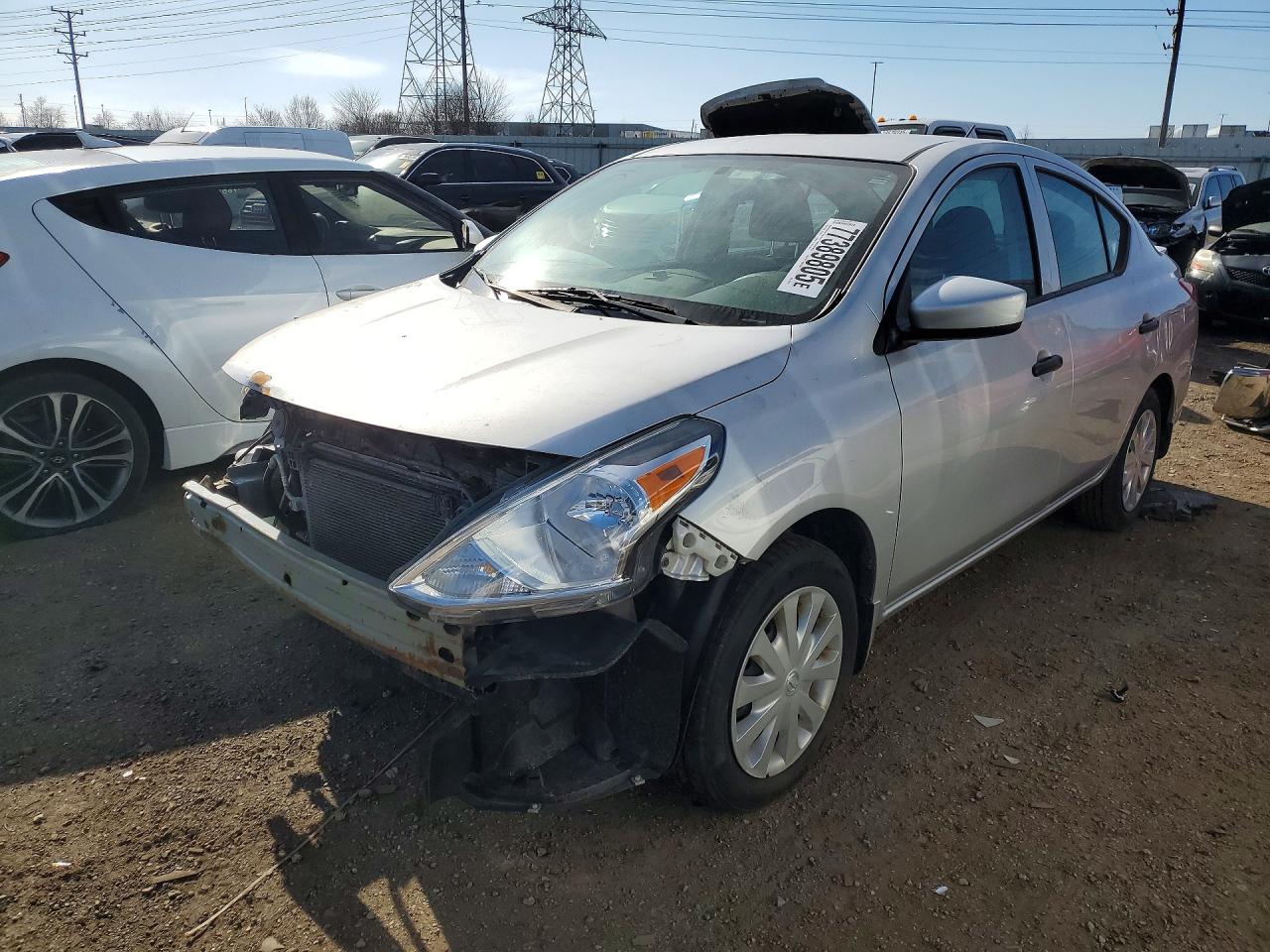 2018 NISS Versa s pl VIN 3N1CN7APXJL852771 photo 1