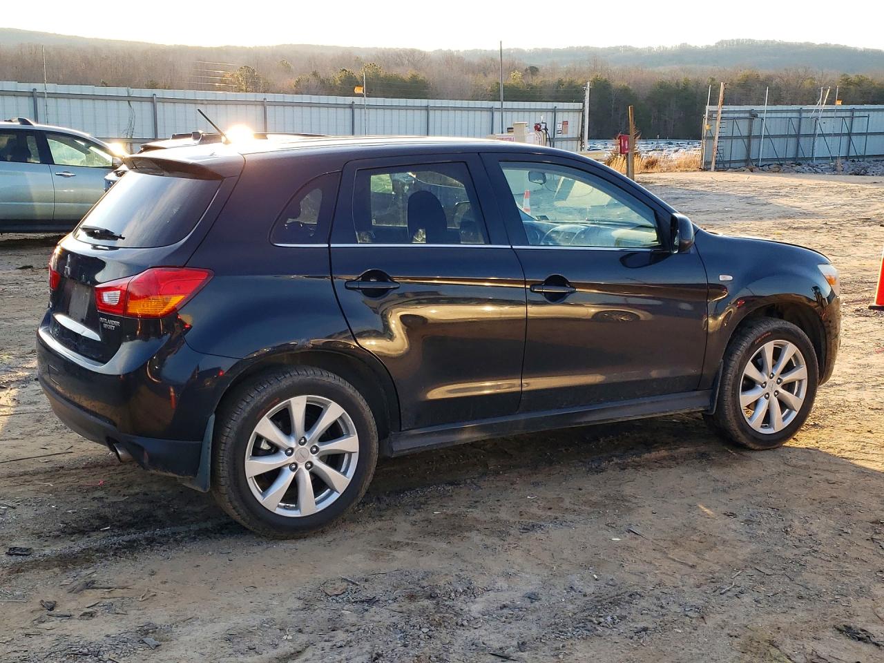 2013 Mitsubishi Outlander VIN 4A4AR4AU7DE010447 photo 3