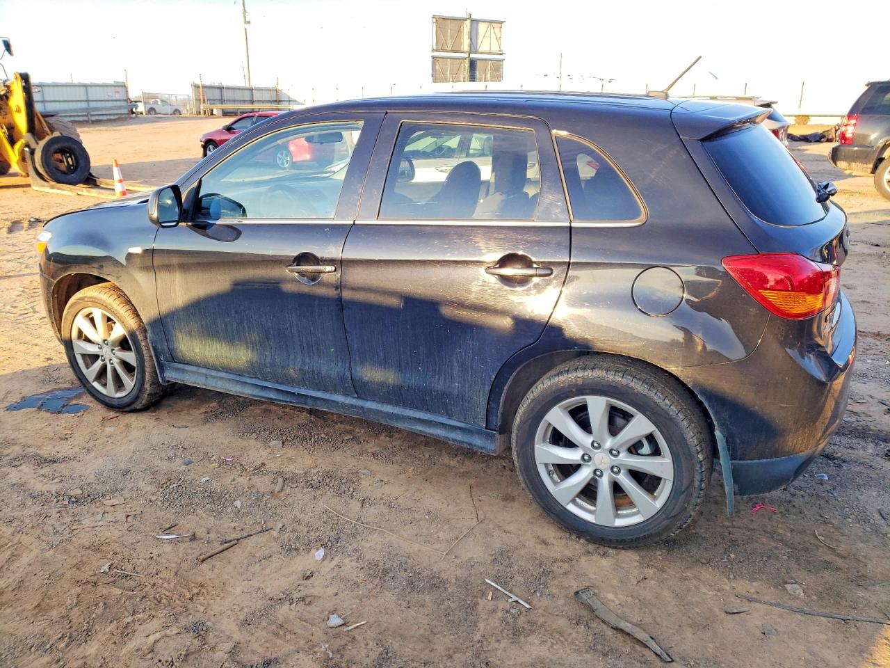 2013 Mitsubishi Outlander VIN 4A4AR4AU7DE010447 photo 2