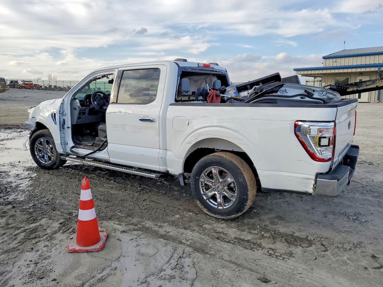 2022 Ford F150 VIN 1FTEW1CP7NKD73955 photo 2