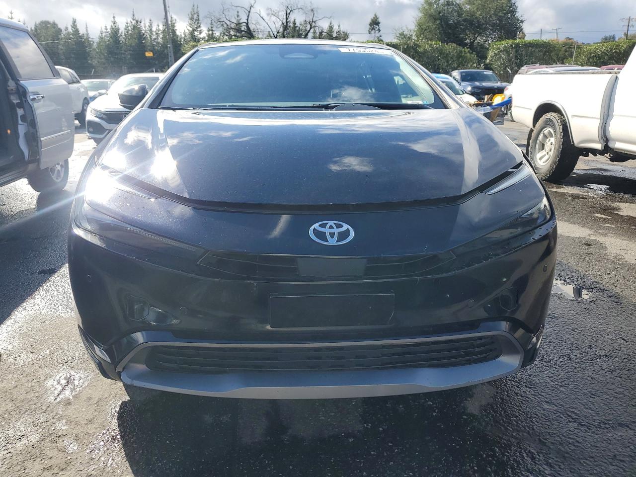 2023 Toyota Prius VIN JTDACAAUXP3002382 photo 5