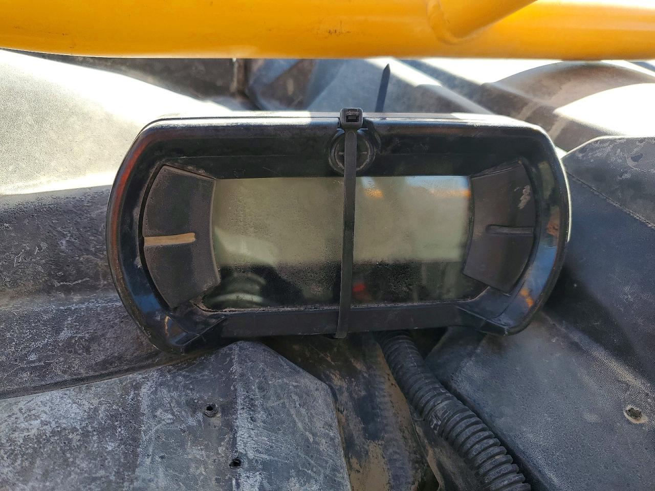 2021 Can-Am Maverick x3 max VIN 3JBVMAY26MK000589 photo 8