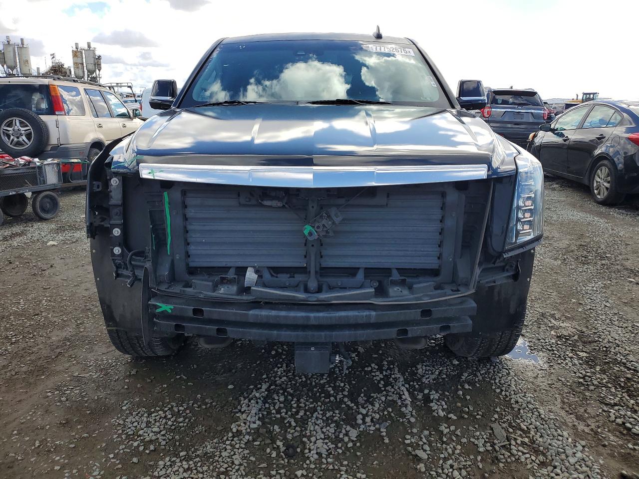 2016 Cadillac Escalade VIN 1GYS3CKJXGR390869 photo 5