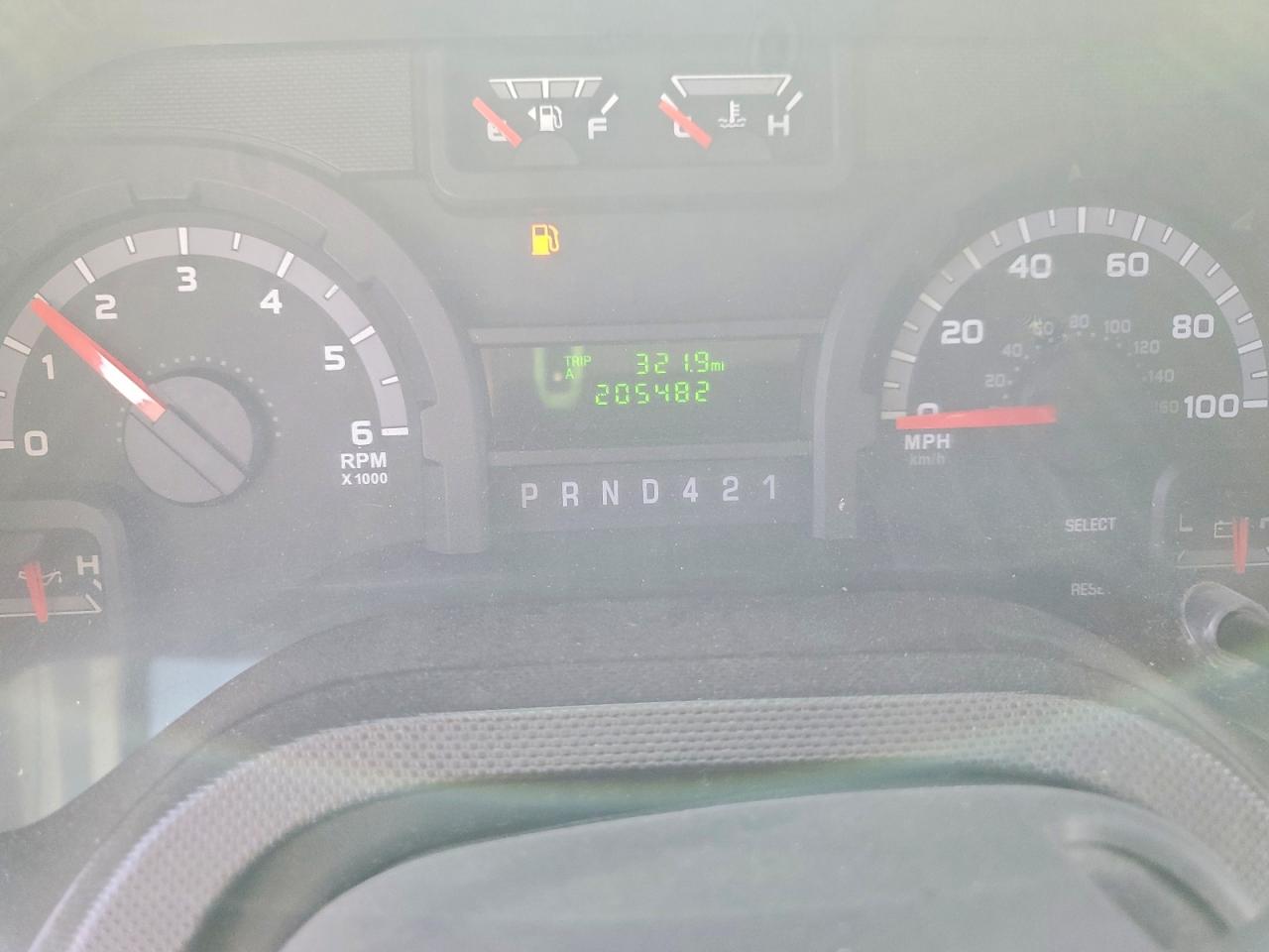 2016 Ford Econoline VIN 1FDFE4FS4GDC21904 photo 9