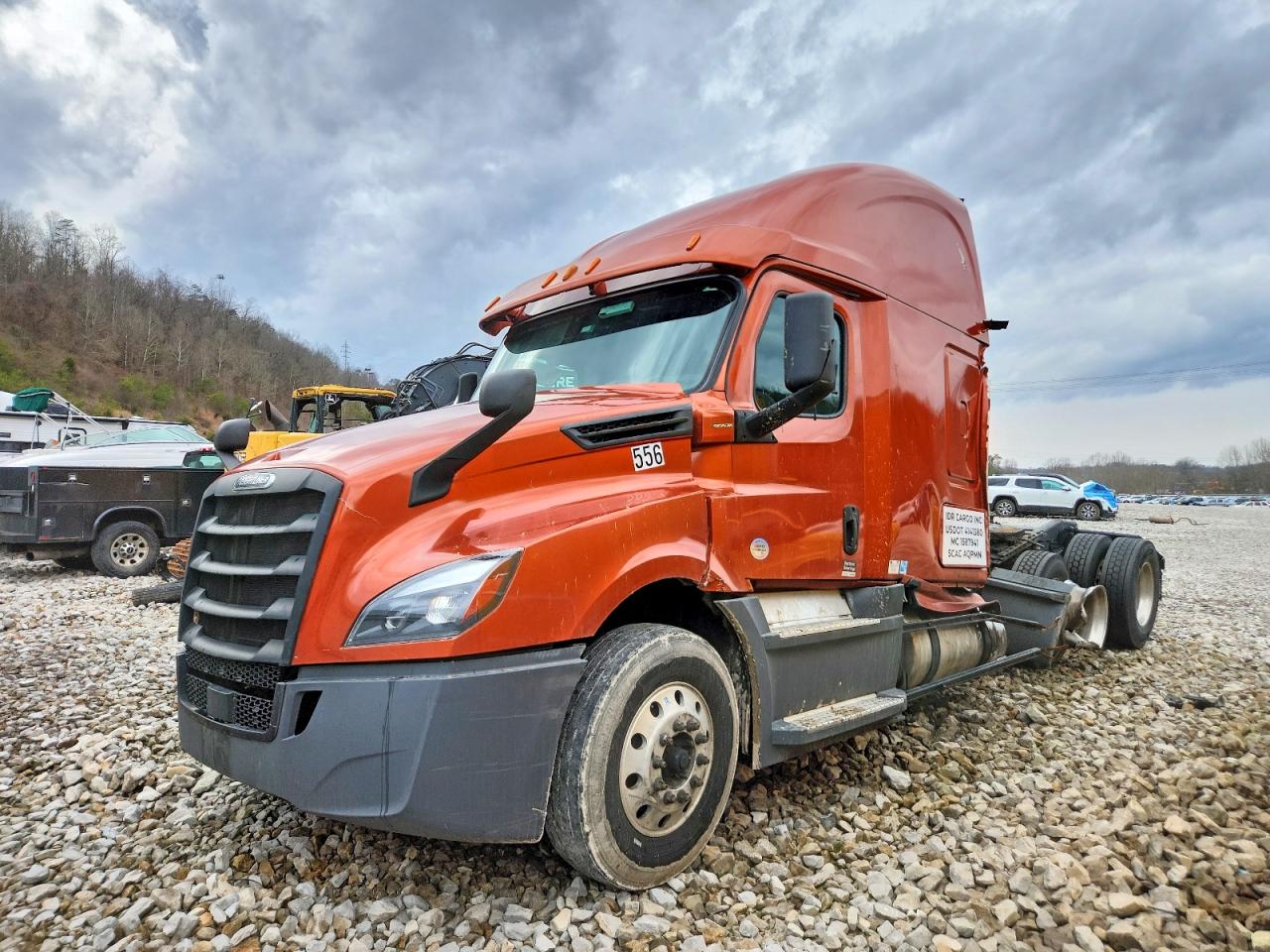2020 FREIGHTLINER All other VIN 3AKJHHDR7LSLP9809 photo 2