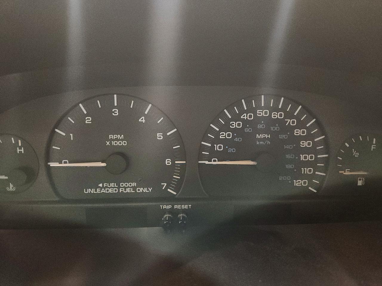 1996 Dodge Caravan VIN 1B4GP44R5TB281406 photo 9