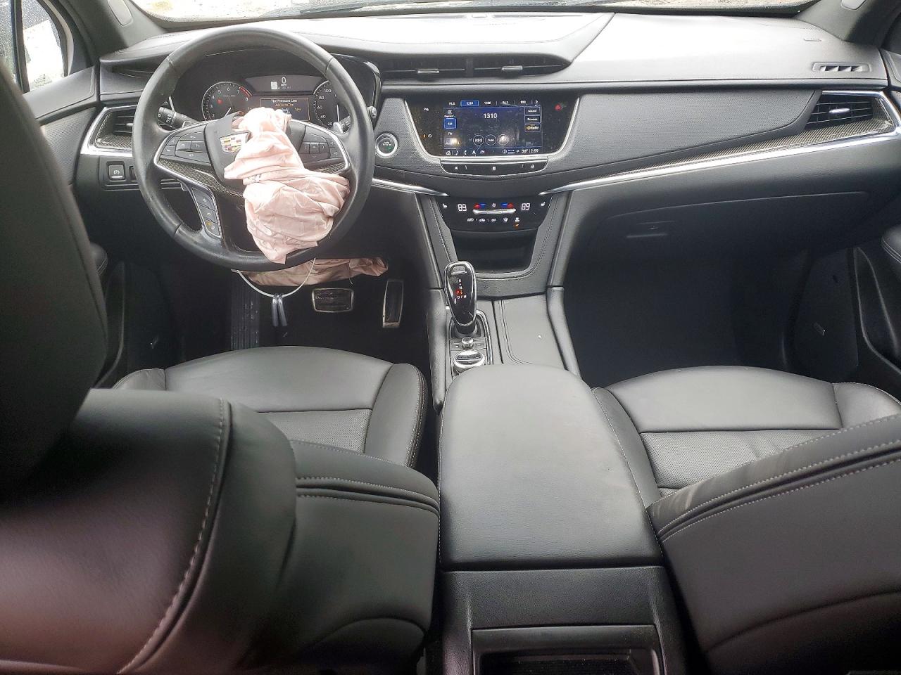 2021 Cadillac Xt5 VIN 1GYKNGRS8MZ152840 photo 8