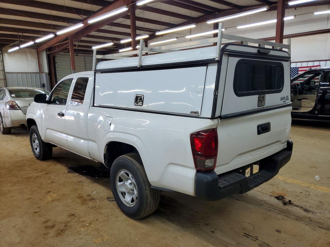 2019 Toyota Tacoma sr VIN 5TFRX5GNXKX145123 photo 2