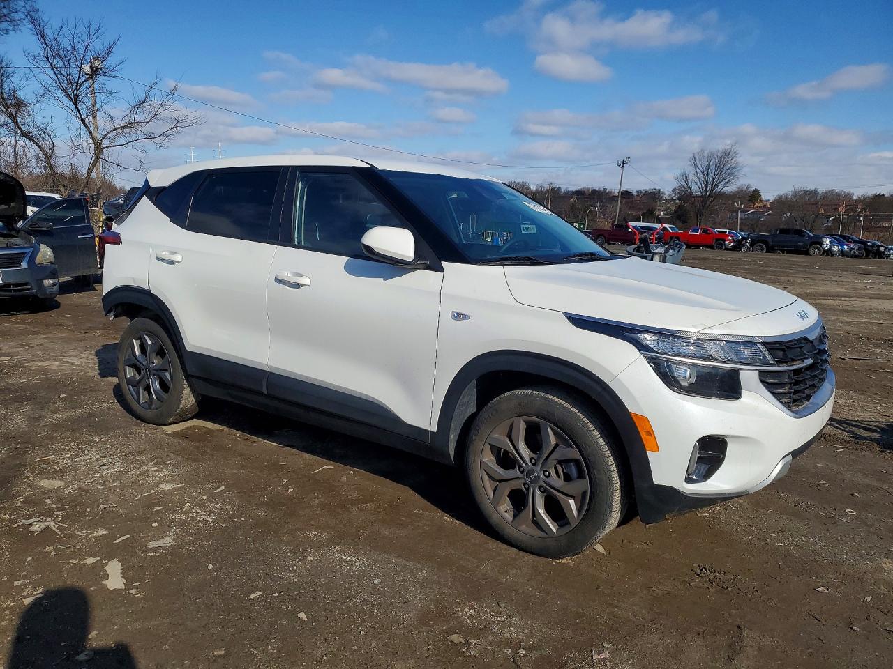 2024 Kia Seltos VIN KNDEPCAAXR7607750 photo 4