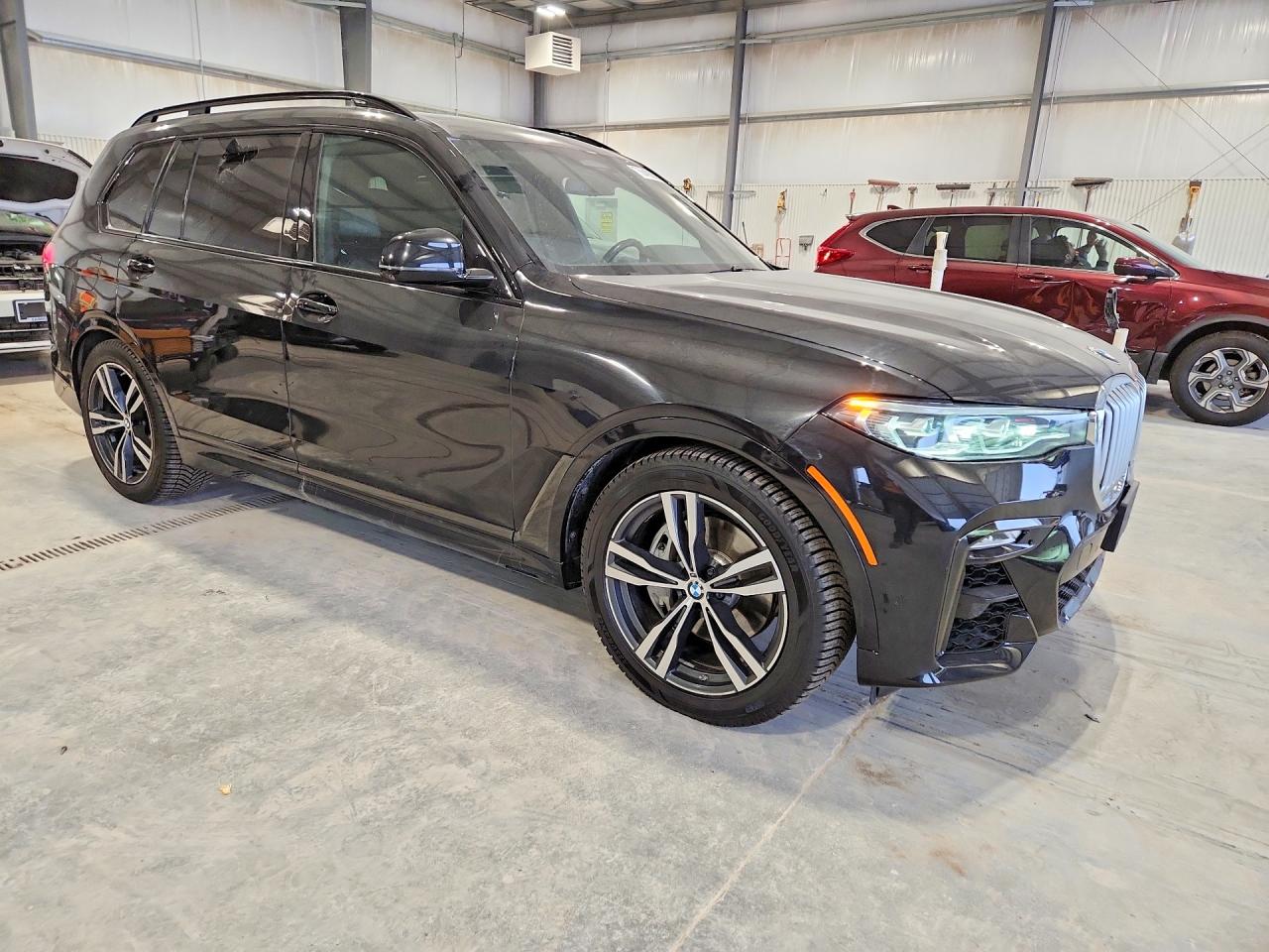 2019 BMW X7 VIN 5UXCX4C51KLS37832 photo 4