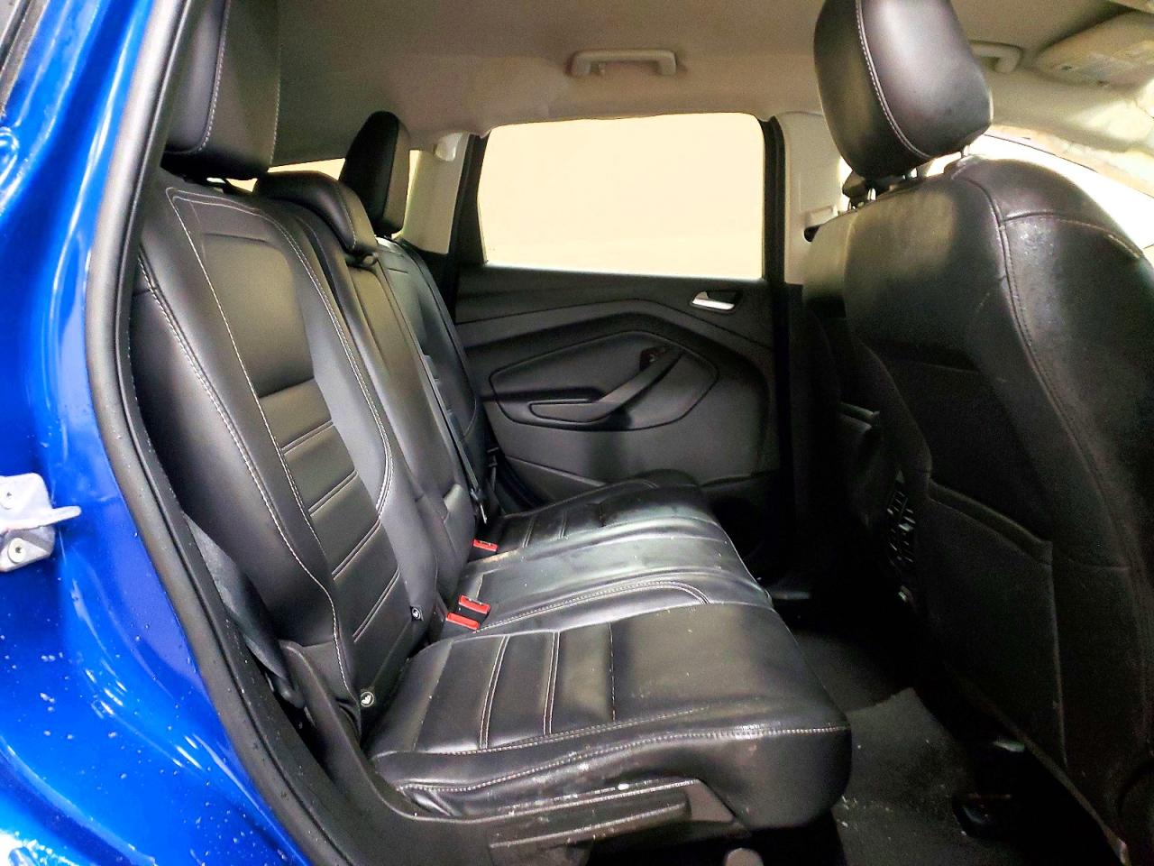 2019 Ford Escape VIN 1FMCU0HD2KUA82460 photo 11