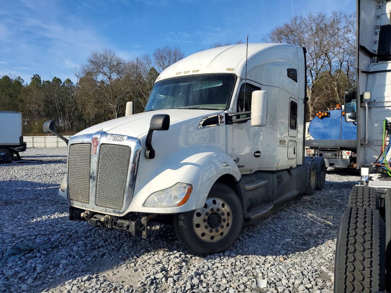 2020 KENWORTH All models VIN 1XKYDP9X1LJ419106 photo 2
