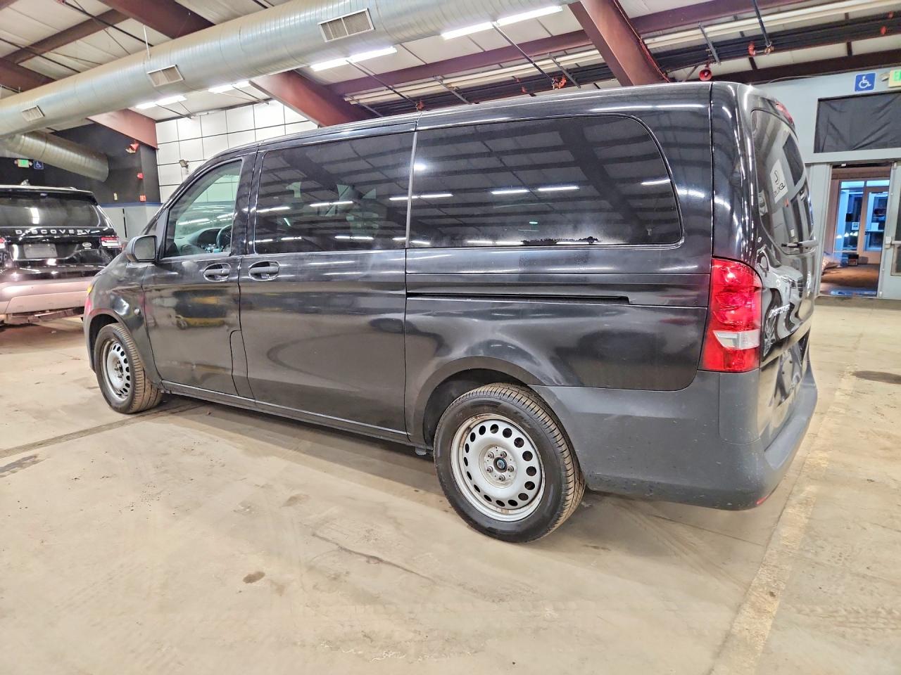 2019 Mercedes-Benz Metris VIN WD4PG2EE2K3511985 photo 2