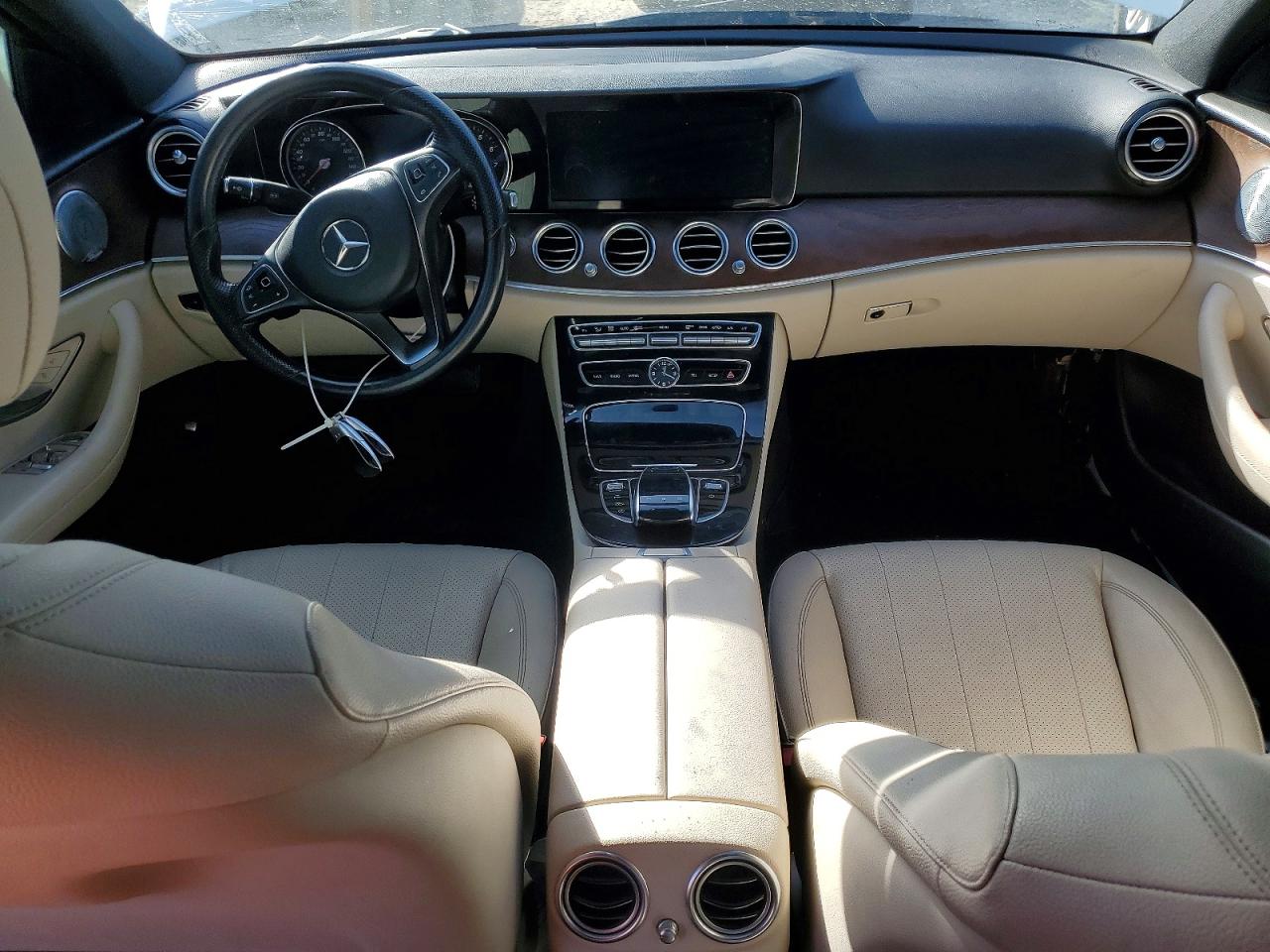2017 Mercedes-Benz E-class VIN WDDZF4JB7HA089932 photo 8