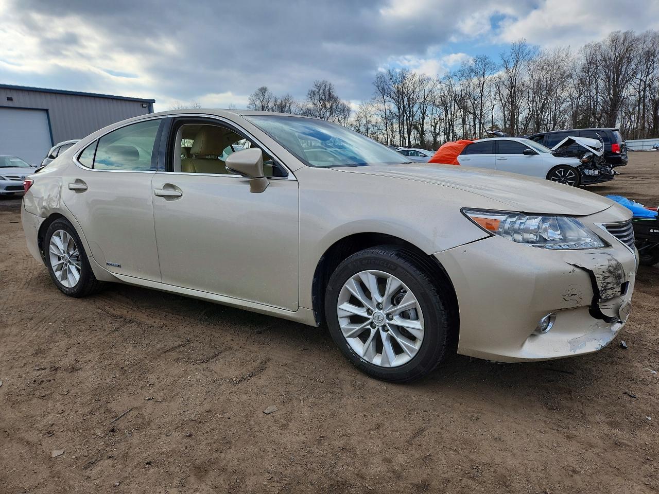 2015 Lexus Es300 VIN JTHBW1GG6F2099905 photo 4