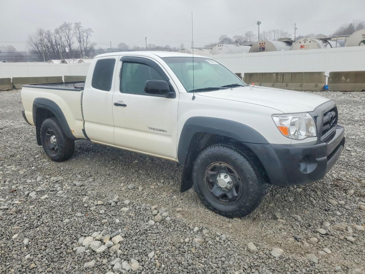 2011 Toyota Tacoma VIN 5TFUU4EN6BX011922 photo 4