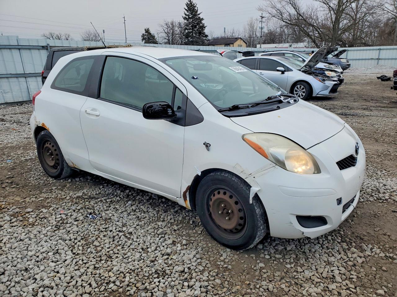 2009 Toyota Yaris VIN JTDJT903395258524 photo 4