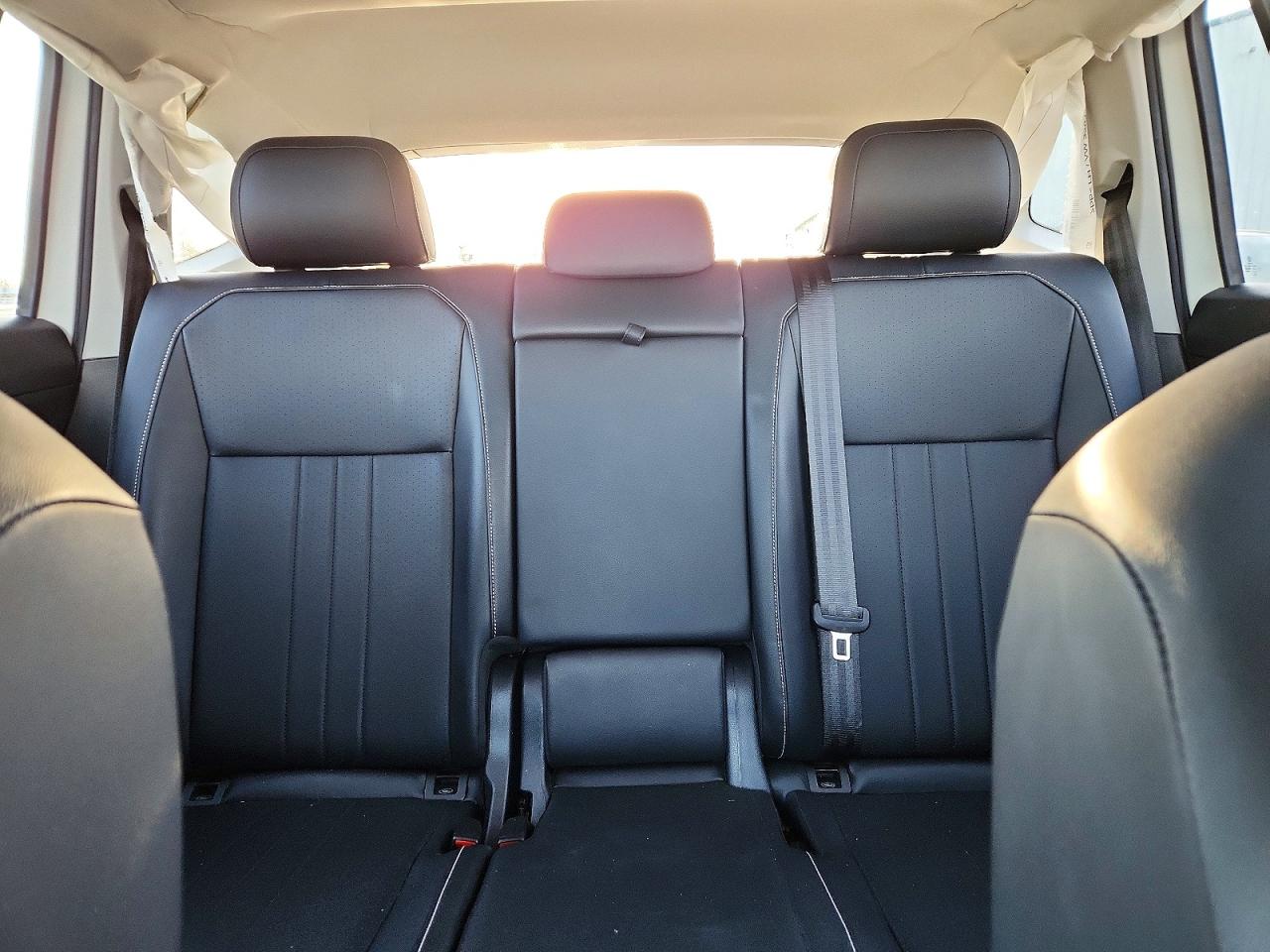 2022 Volk Tiguan VIN 3VV2B7AX2NM010378 photo 10
