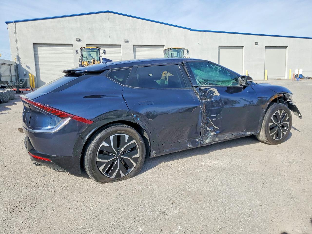 2022 Kia All other VIN KNDC3DLC1N5032791 photo 3