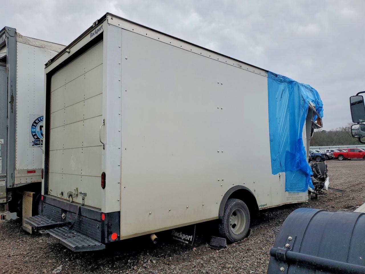 2022 CHEV Express VIN 1HA6GUC73NN002918 photo 3